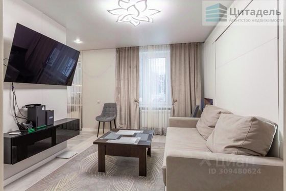 Продажа 1-комнатной квартиры 31,8 м², 1/9 этаж