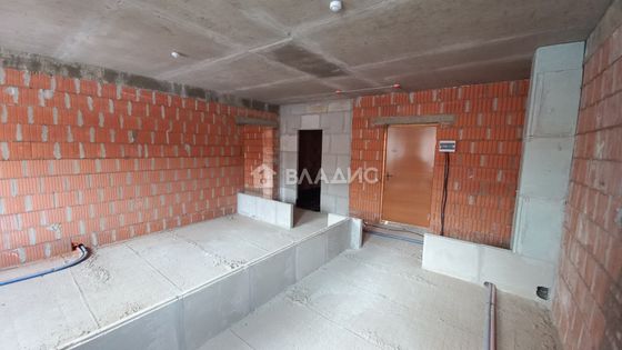 Продажа 2-комнатной квартиры 55 м², 2/4 этаж