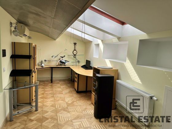 Аренда дома, 297 м², с участком 2 сотки