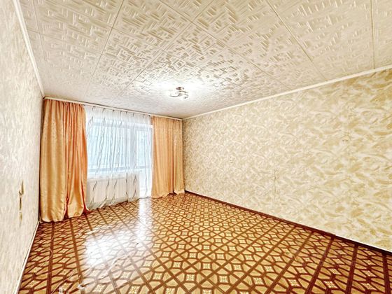 Продажа 2-комнатной квартиры 52 м², 1/5 этаж