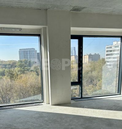 Продажа 4-комнатной квартиры 98 м², 7/41 этаж