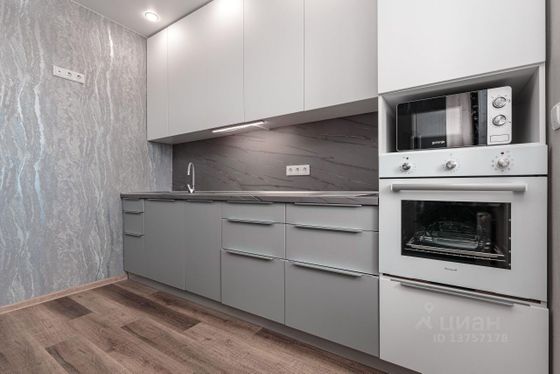 Продажа 2-комнатной квартиры 56,4 м², 24/25 этаж