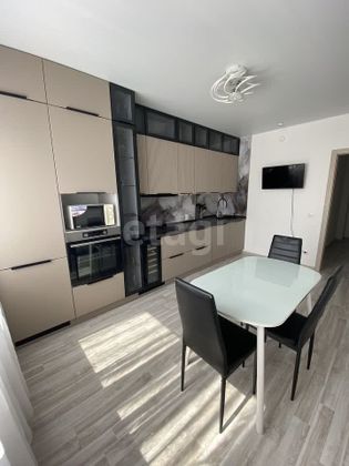 Продажа 2-комнатной квартиры 57 м², 9/23 этаж