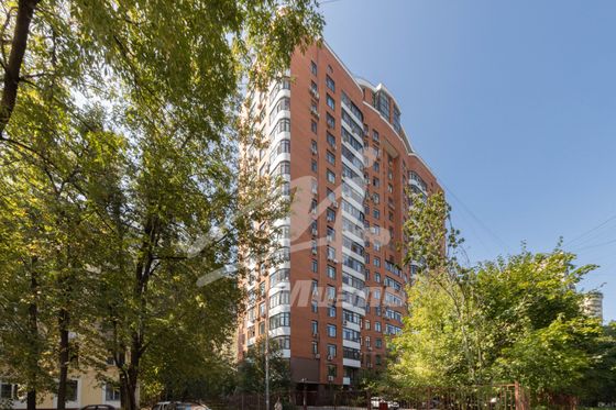 Продажа 3-комнатной квартиры 106 м², 4/19 этаж