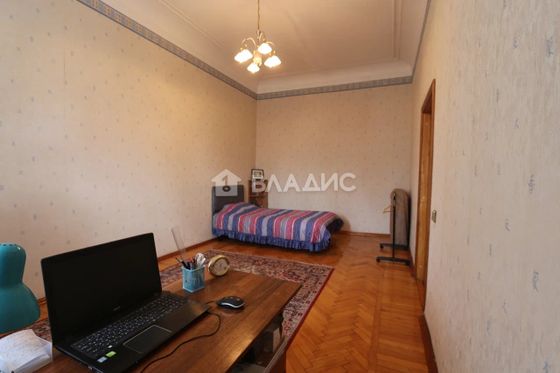 Продажа 4-комнатной квартиры 131 м², 6/7 этаж