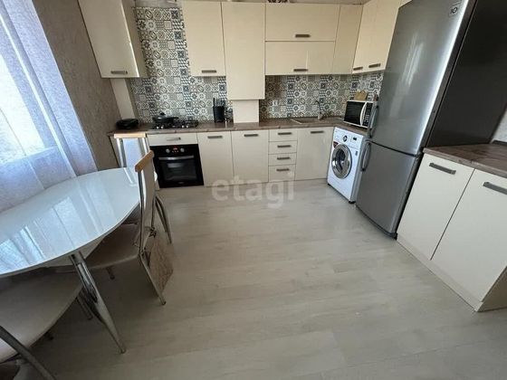 Продажа 2-комнатной квартиры 67 м², 1/3 этаж