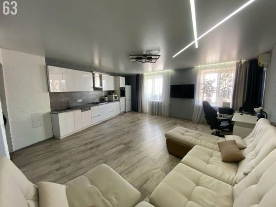 Продажа 3-комнатной квартиры 98 м², 5/10 этаж