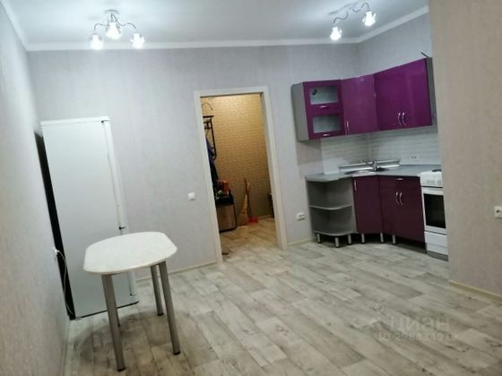 Продажа 1-комнатной квартиры 40 м², 2/9 этаж