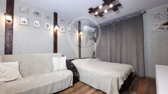 Продажа 1-комнатной квартиры 42 м², 1/3 этаж