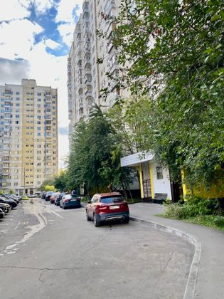 Продажа 3-комнатной квартиры 74,6 м², 10/17 этаж