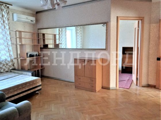 Продажа 3-комнатной квартиры 63 м², 1/9 этаж