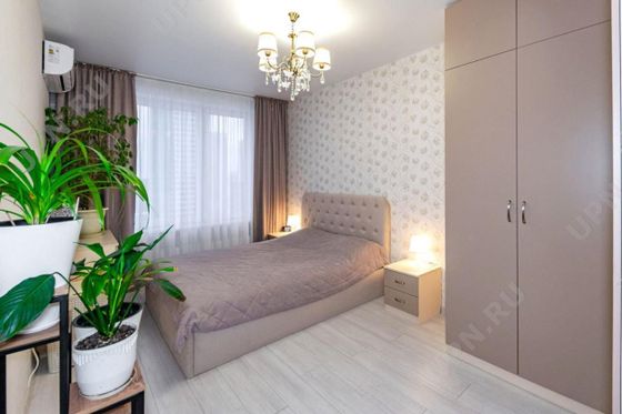 Продажа 1-комнатной квартиры 42 м², 17/18 этаж