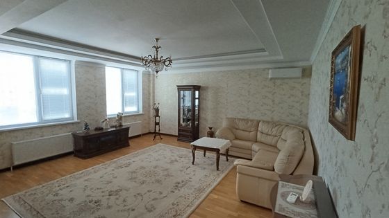 Продажа 4-комнатной квартиры 138 м², 9/14 этаж