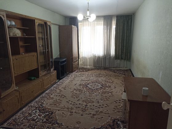 Продажа 2-комнатной квартиры 70 м², 3/5 этаж