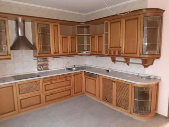 Продажа 4-комнатной квартиры 145 м², 3/17 этаж