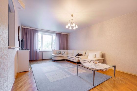 Аренда 4-комнатной квартиры 132,3 м², 1/9 этаж