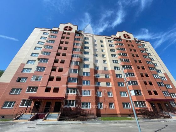 Продажа 3-комнатной квартиры 90 м², 10 этаж