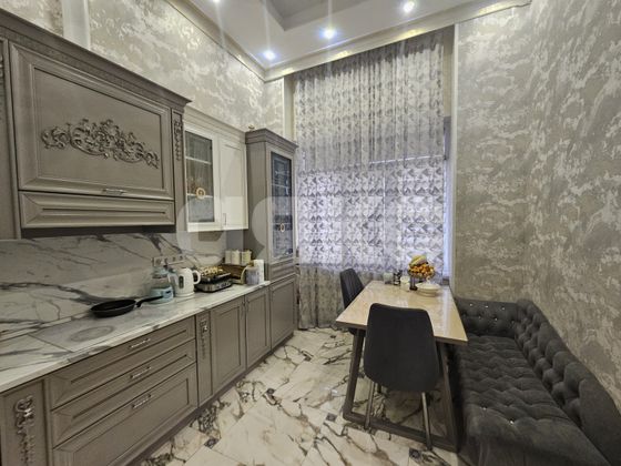 Продажа 4-комнатной квартиры 100 м², 1/22 этаж