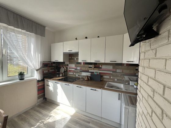 Продажа 3-комнатной квартиры 75 м², 6/17 этаж