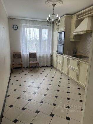 Продажа 2-комнатной квартиры 62,5 м², 10/10 этаж