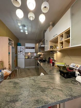 Продажа 3-комнатной квартиры 98 м², 5/6 этаж