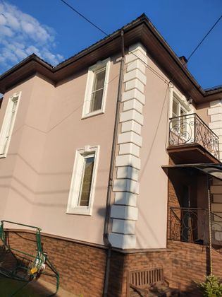 Продажа дома, 295 м², с участком 6 соток