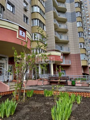 Продажа 3-комнатной квартиры 95 м², 5/25 этаж