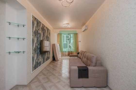 Продажа 1-комнатной квартиры 42,4 м², 7/10 этаж