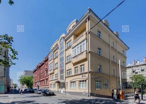 Продажа 4-комнатной квартиры 178,8 м², 5/5 этаж