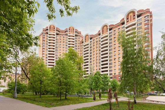 Продажа 2-комнатной квартиры 60,5 м², 13/17 этаж