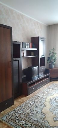 Продажа 1-комнатной квартиры 42 м², 2/4 этаж