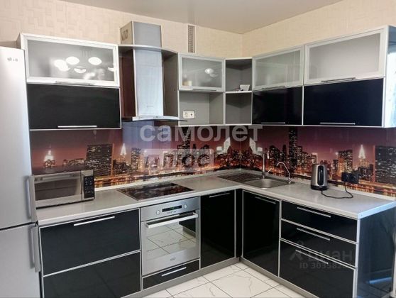 Продажа 3-комнатной квартиры 98,5 м², 10/10 этаж