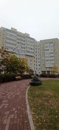 Продажа 2-комнатной квартиры 70,7 м², 8/12 этаж