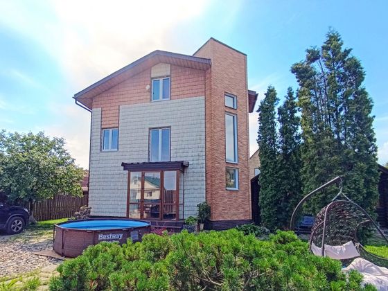 Продажа дома, 270,6 м², с участком 8 соток