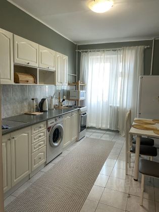 Аренда 3-комнатной квартиры 90 м², 6/11 этаж