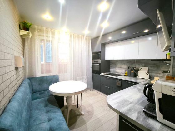 Продажа 2-комнатной квартиры 63 м², 14/16 этаж