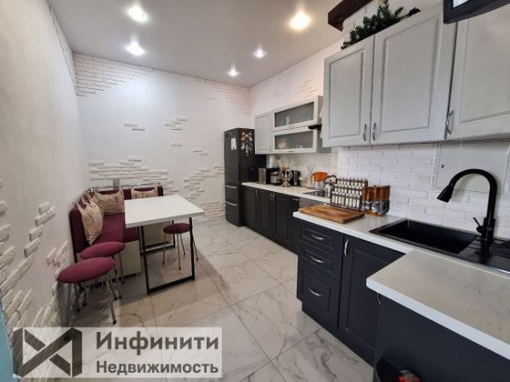 Продажа квартиры-студии 60 м², 3/14 этаж