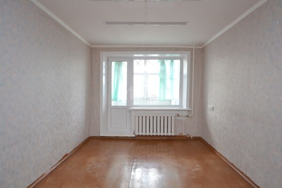 Продажа 4-комнатной квартиры 69,8 м², 1/4 этаж