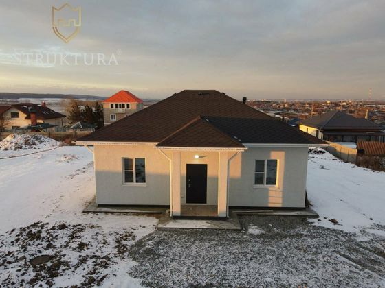 Продажа дома, 106 м², с участком 7,4 сотки