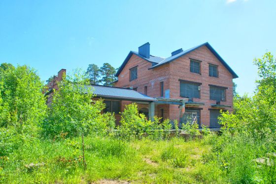 Продажа дома, 735 м², с участком 38,3 сотки