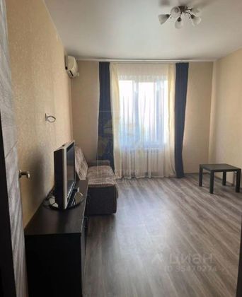 Продажа 1-комнатной квартиры 37 м², 1/3 этаж