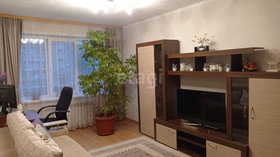 Продажа 2-комнатной квартиры 63 м², 2/5 этаж