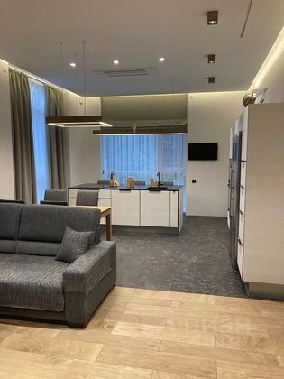 Продажа 4-комнатной квартиры 105 м², 1/3 этаж