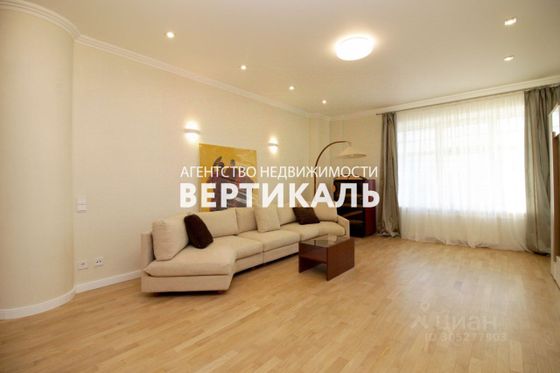 Продажа 3-комнатной квартиры 130 м², 5/8 этаж