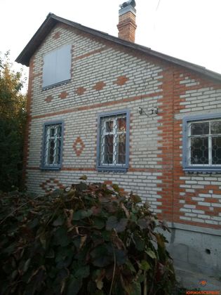 Продажа дома, 70 м², с участком 6 соток