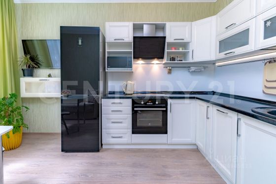 Продажа 1-комнатной квартиры 42 м², 3/20 этаж