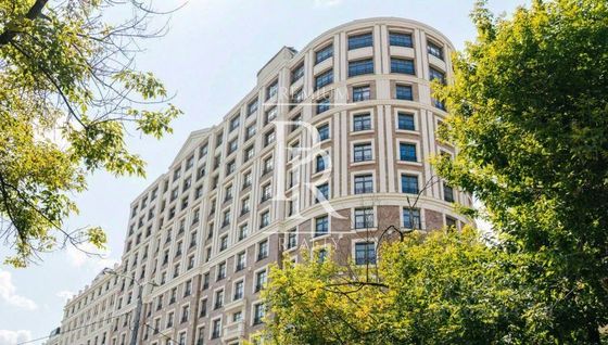 Продажа 3-комнатной квартиры 105 м², 4/15 этаж