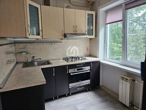 Продажа 4-комнатной квартиры 61 м², 2/5 этаж