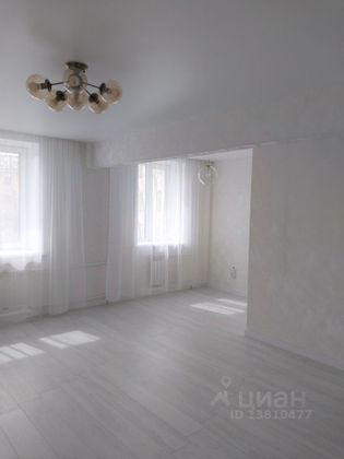 Продажа 2-комнатной квартиры 42 м², 2/5 этаж