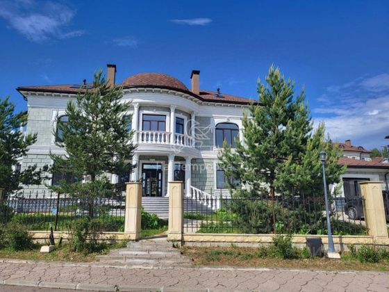 Продажа дома, 433 м², с участком 23 сотки